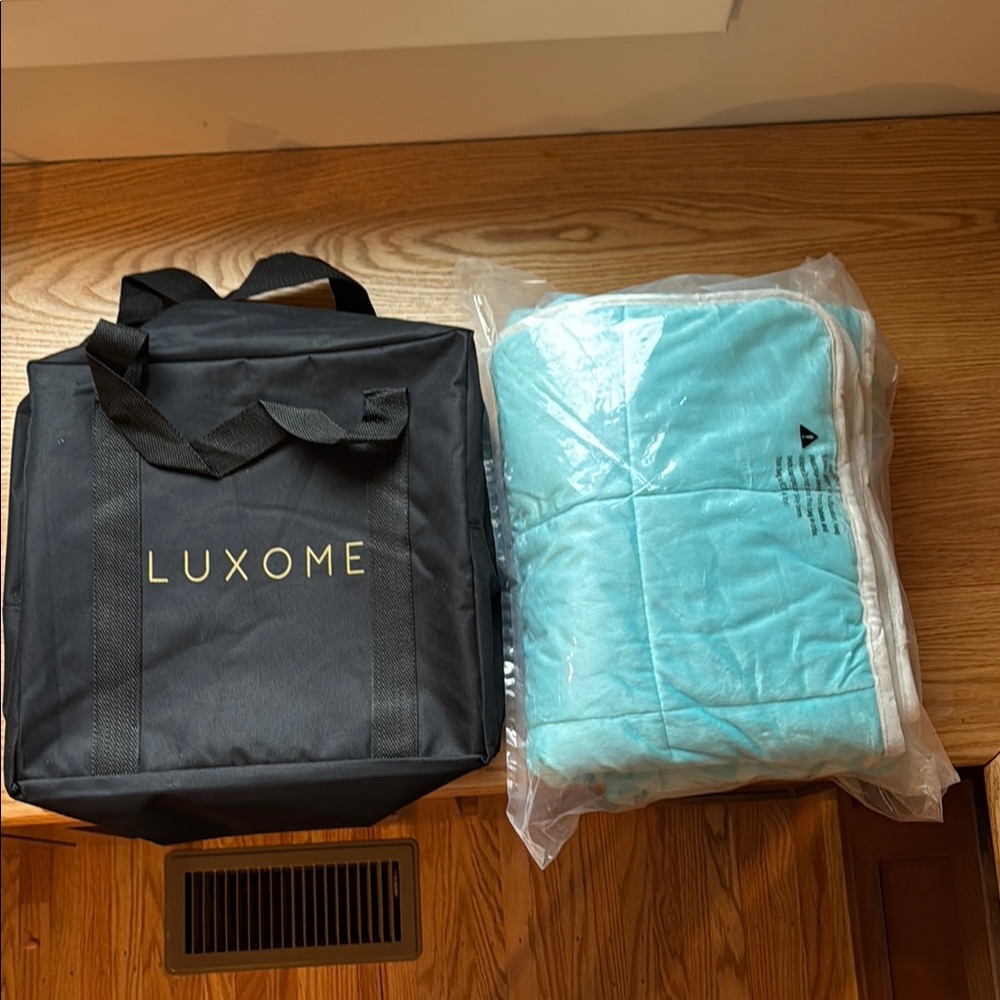 LUXOME Minky Aqua Weighted Blanket